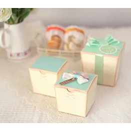 Green Ribbon Print Rhombus baking & Gift Box