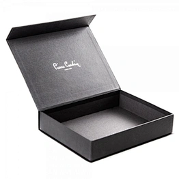 Luxury magnetic closure printed clothes boxes