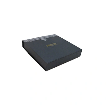 Magnetic closure clothing packaging box
