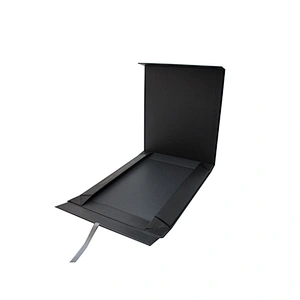 Magnetic closure clothing packaging box