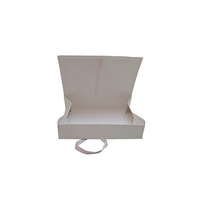 Matte finish white luxury hair extension box /wholesale hair wig packaging box