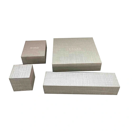 Custom PU leather jewelry boxes with lining flannel