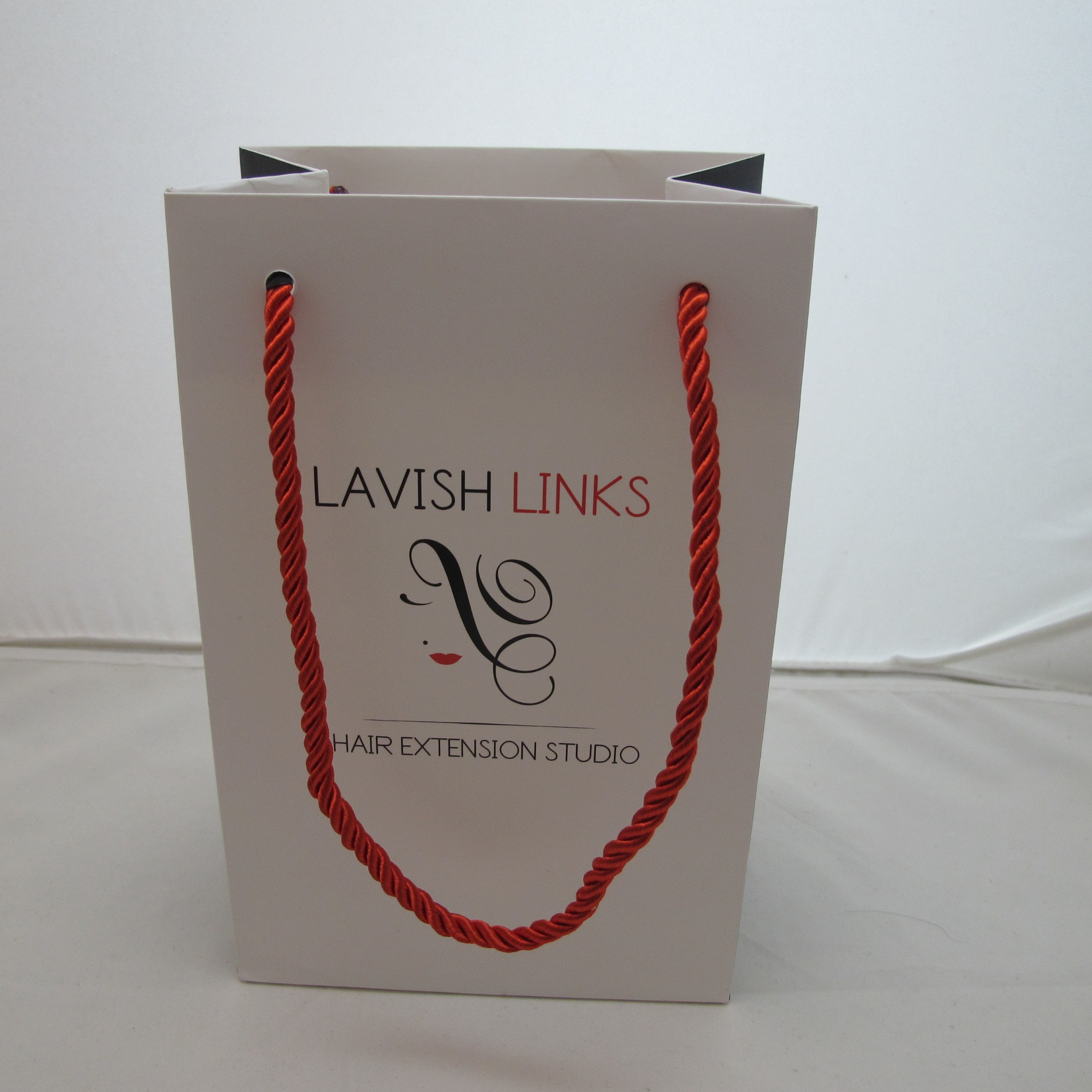 Custom White Prited Luxury Paper Bag