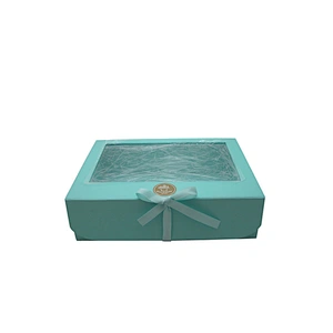 Luxury Cupcake Boxes Custom Cake Box Logo Printing cookie box with Insert Transparent Window and Ribbon