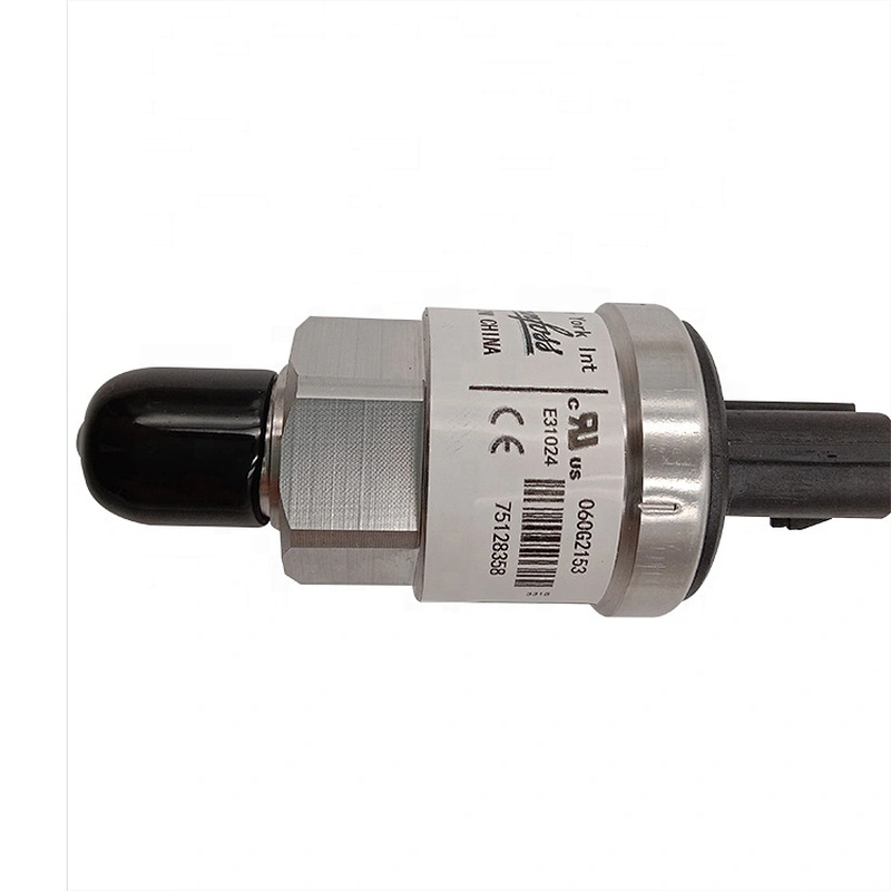 refrigeration spare parts screw compressor york 025 2983 000 transducer press