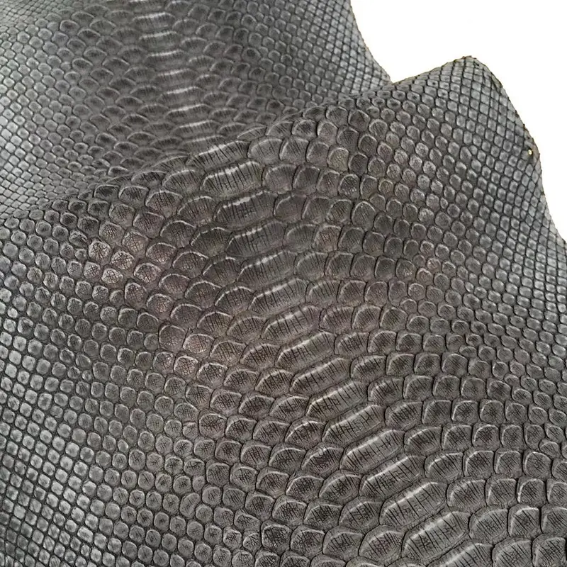 Frosted Python skin Scraper printing vero cuoio rotolo genuine leather material