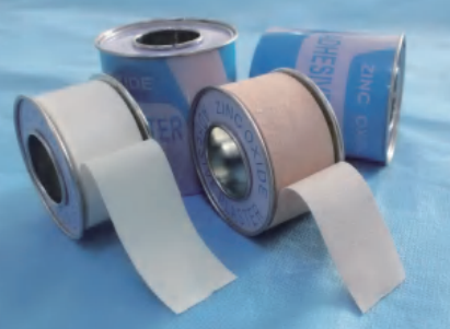 Zinc oxide adhesive plaster with tin plate