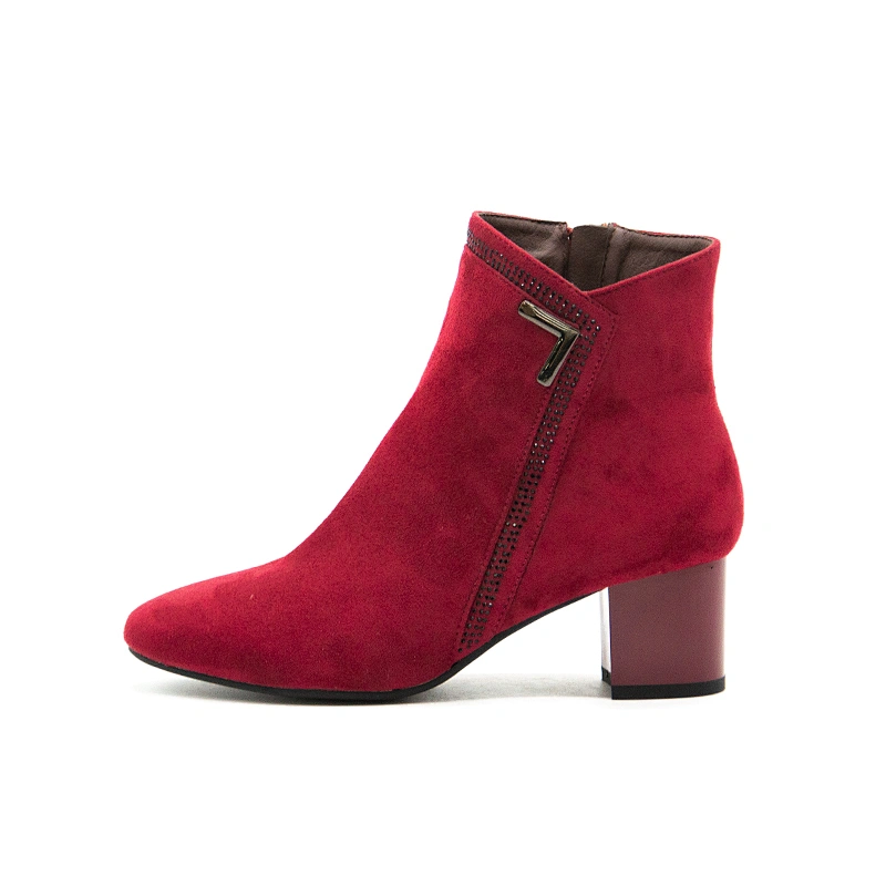 Vintage Winter Engraving Boots Shoes High Heel Winter Women Classy Leather Boots
