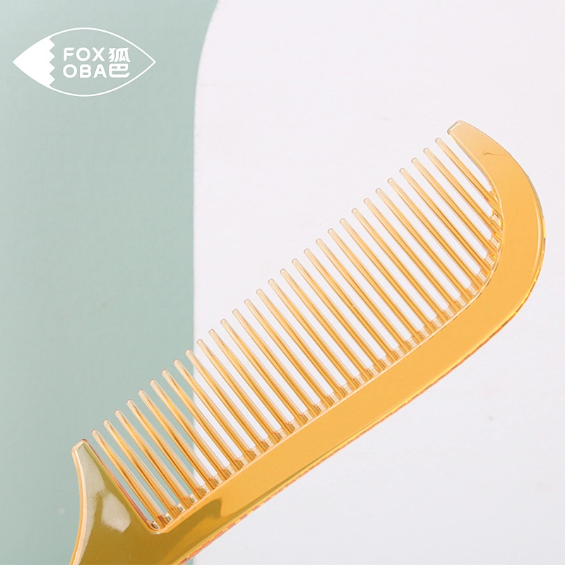 Private Brand Anti Static High Heat Resistant Salon Carbon Fiber Cutting Durable Plastic Hairdressing Styling Comb