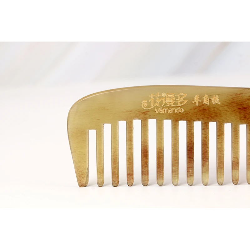 Portable Quality Plastic Beautiful Hair Accessories Princess Comb Engraving Logo Customized For Barber Hair Cutting Set