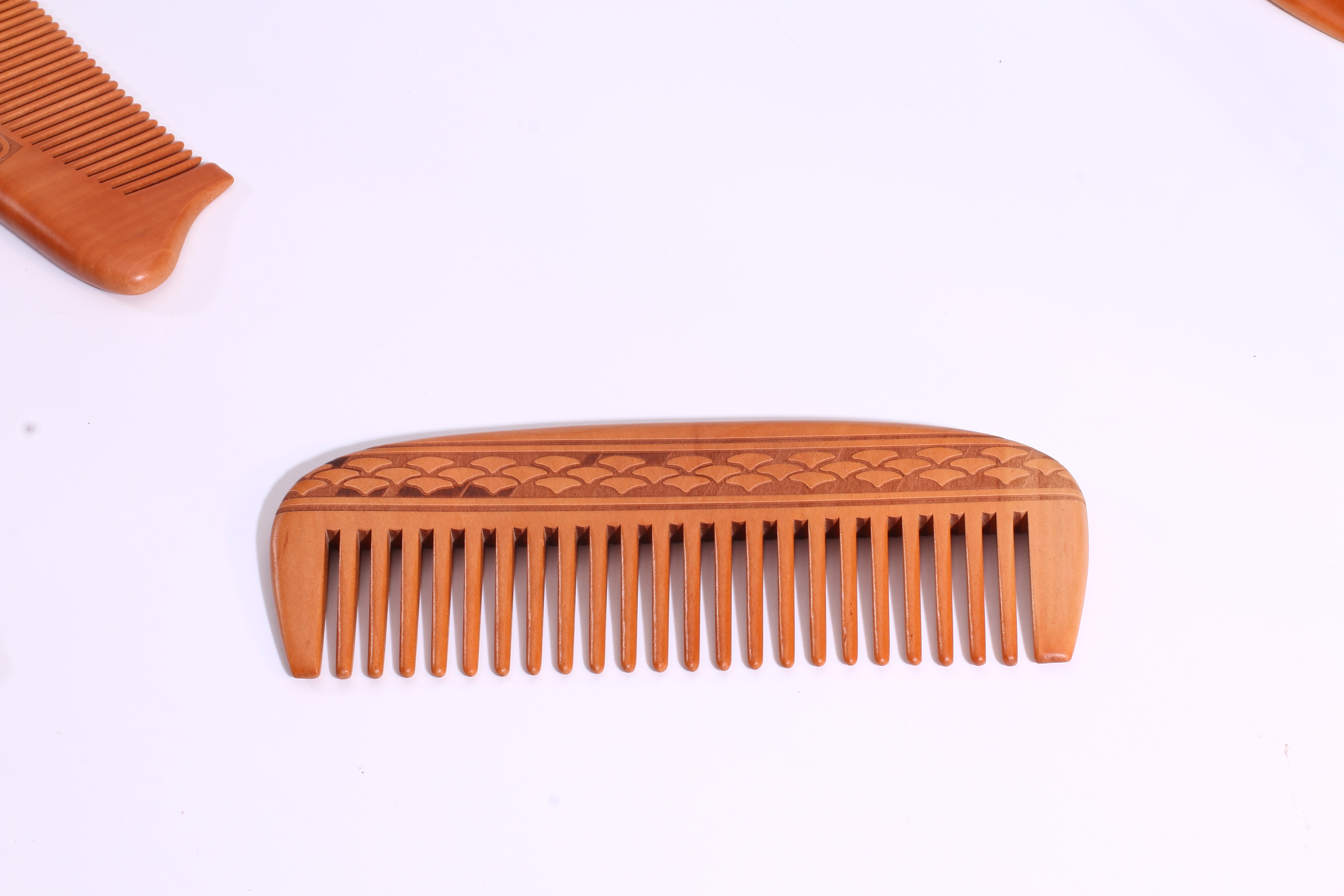 Women Hair Brush Made From Wood Stylish Wooden Comb Natural Wood Beauty And Make Up Eco Friendly Custom Comb