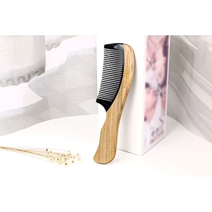 Detangling Massage wood Hair Comb Brush Eco-friendly Bamboo Handle Hair Brush Bamboo Hair Brush Set With Customized Logo