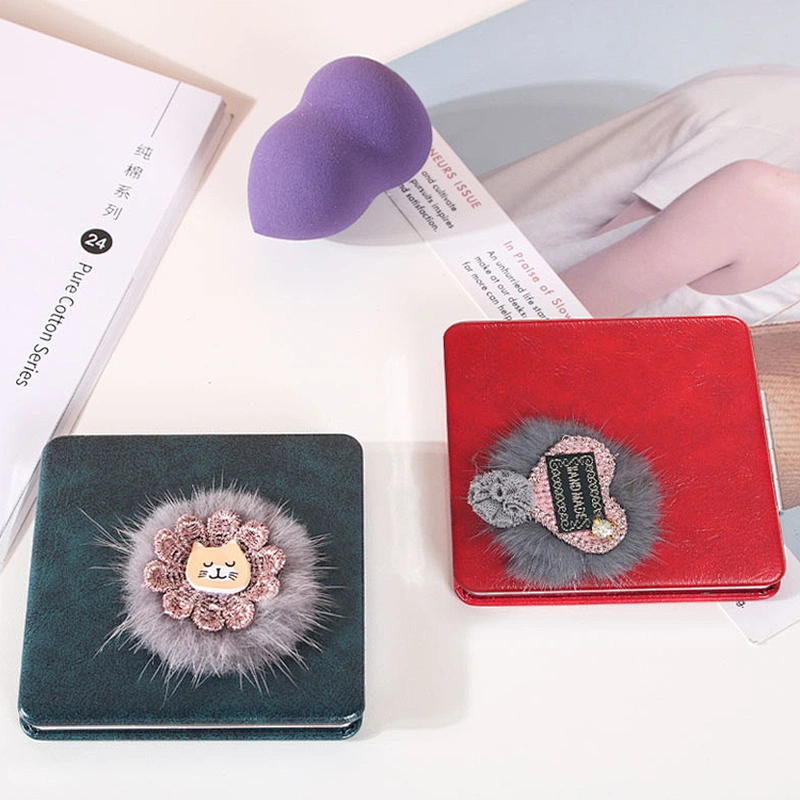 2022 New trendy double sided high definition mini mirror portable sewing pattern travel makeup mirror