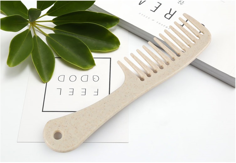 2022 Wholesale Hot Selling Premium Quality Eco-friendly Material Wide-Tooth Comb For Long Hair Wet Hair Curl Hair
