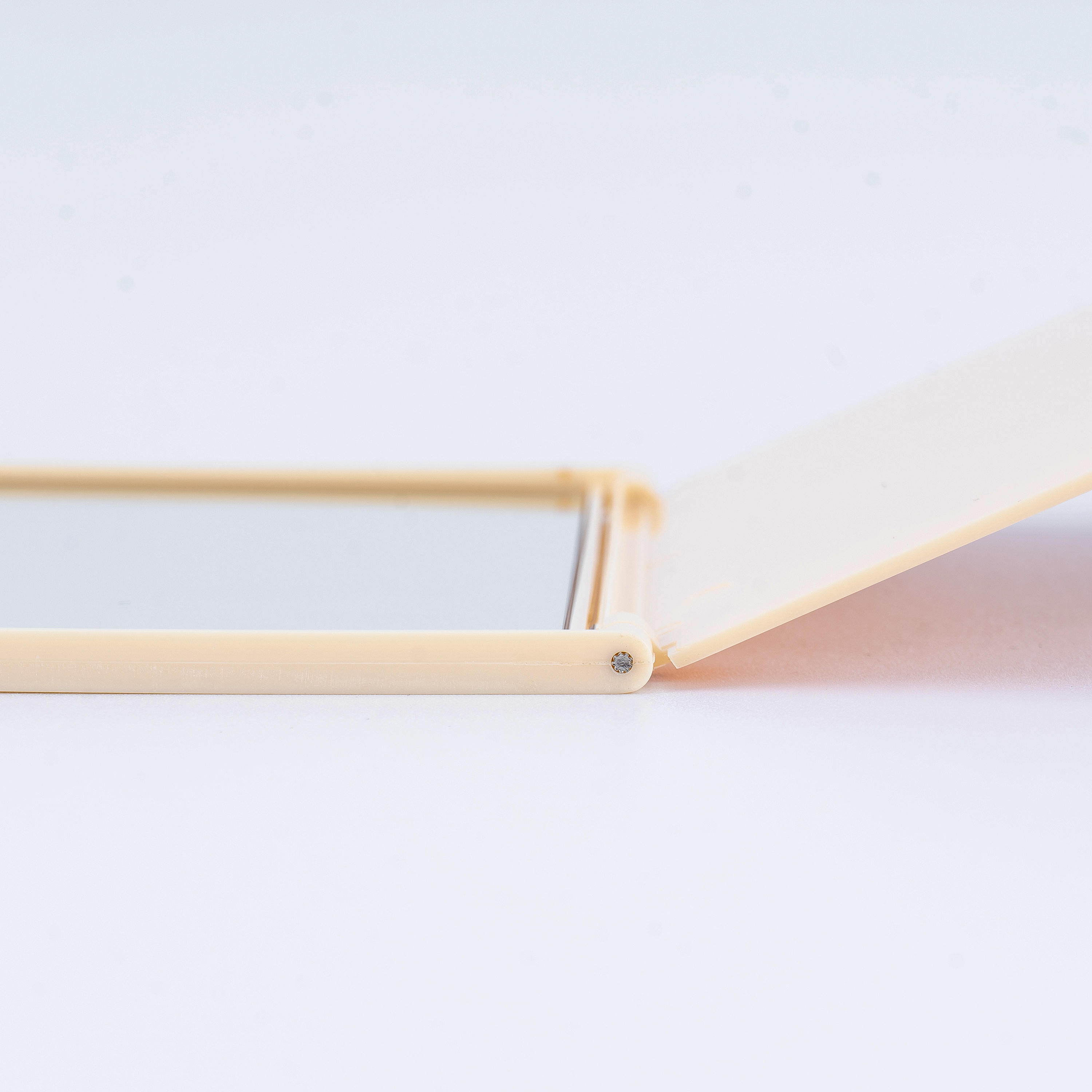 Square Shaped Makeup Single Side Cosmetic Mirror Makeup Cosmetic Custom Logo Pocket Mirrors Wholesale