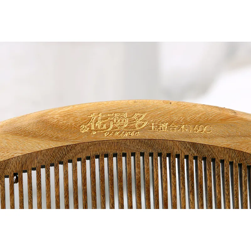 2022 New Style Wholesale Wood Color Comfortable Wood Handle semicircle Styling Hairbrush For Barber Hair Cutting