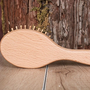 2022 Popular Oval Wood Hair Brush Professional Low Moq Wooden Hair Brush For Travel Barber Hair Cutting