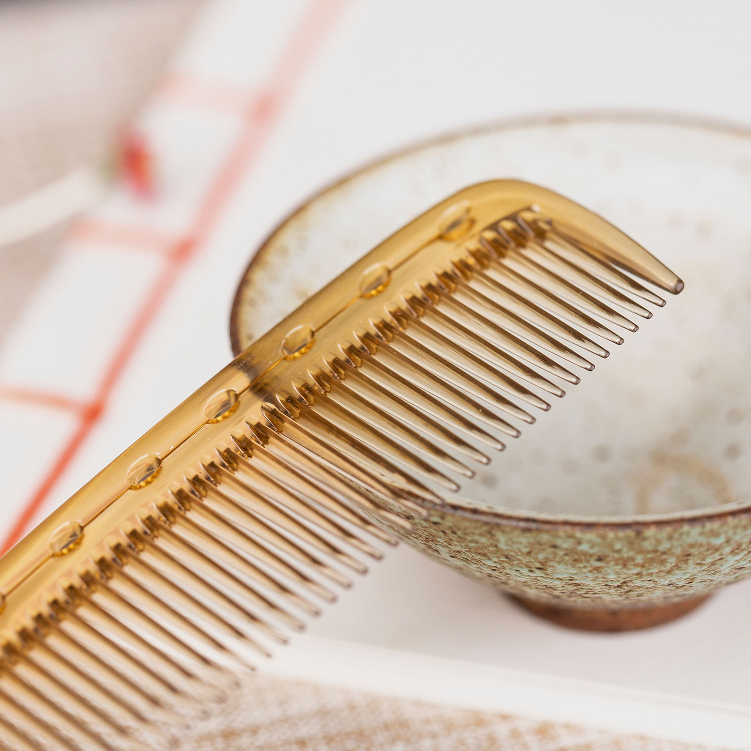 Wholesale Private Label Styling Fashionable Durable Professional Hair Cutting Comb For Barber Hair Cutting Salon