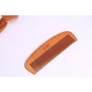 Eco Friendly High Quality Natural Wooden Combs Crafted Wooden Hair Comb with Private Logo For Women