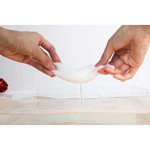 Cosmetic Spa Salon 100% Cotton Biodegradable Tissue Super Soft Disposable Towel For Face Body Cleansing