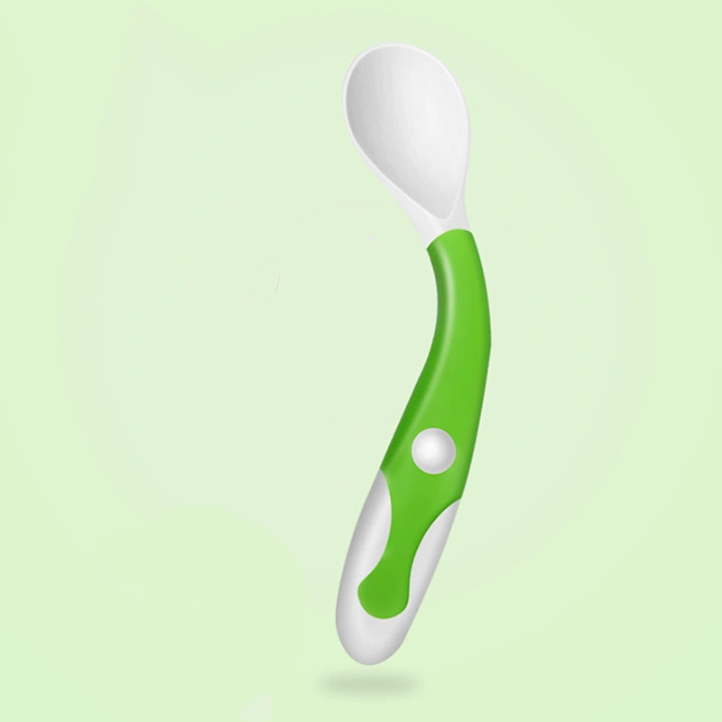 New design bpa free  Curved Handle Plastic PP baby spoon  twist  bendable  spoon