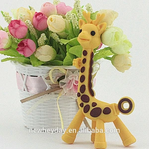 2019 hot sale cute silicone  soft baby silicone teether giraffe