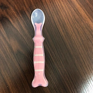 design spoon  baby  love spoon  Sensible temperature fish hook spoon