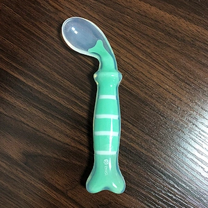 design spoon  baby  love spoon  Sensible temperature fish hook spoon
