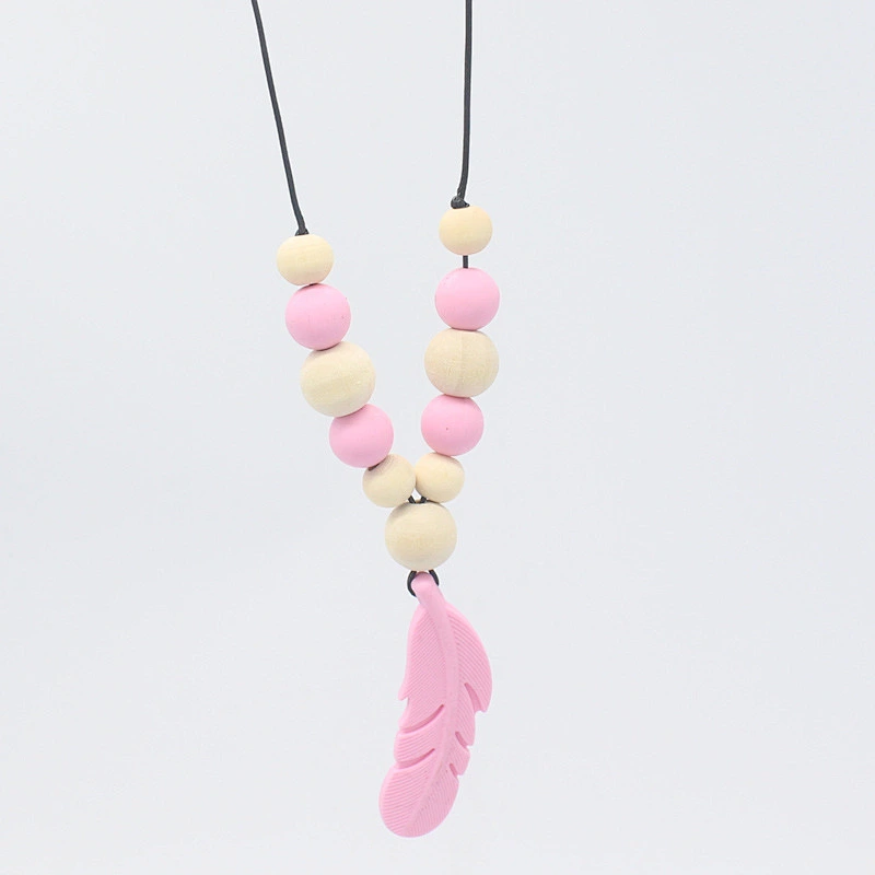 Hot sale food grade  silicone non-toxic  baby teething chewable necklace teether with feather