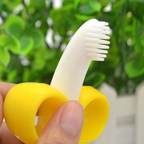 Factory direct banana baby Infant Training Toothbrush   chew baby toy teether silicone