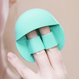 Soft Silicone  Brushto clean shower Exfoliating Skin Massage Scrubber Bath Glove, Fit for Sensitive and All Kinds of Skin