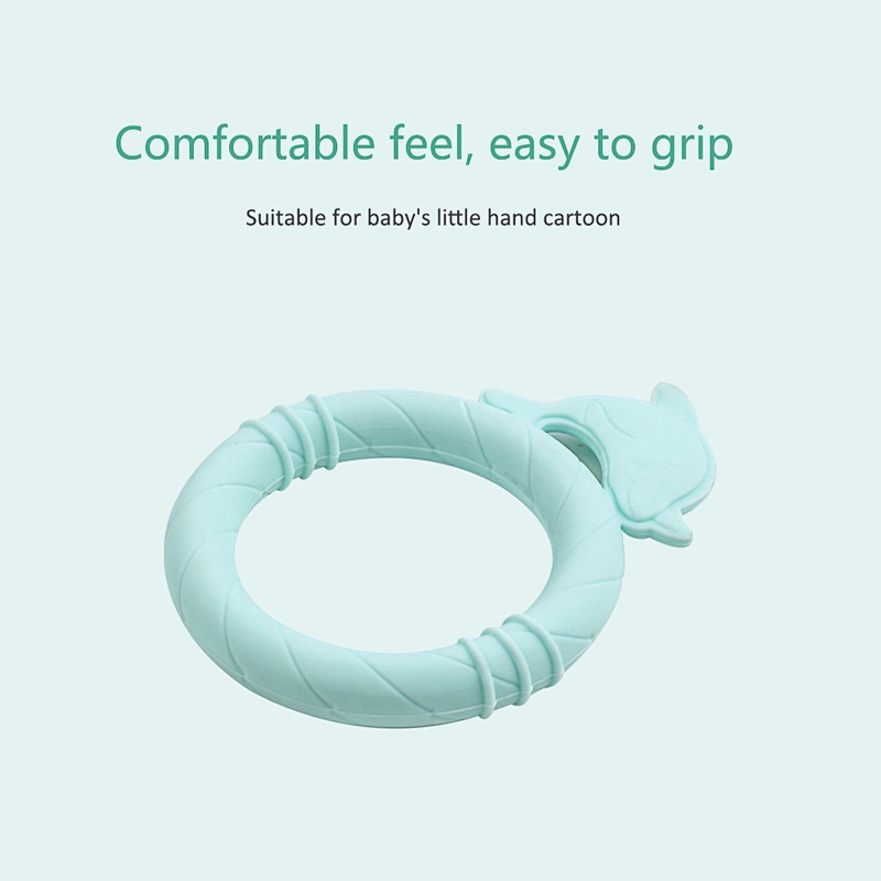 Factory made wholesale silicone teether chew Animal Baby Giraffe Teething Pendant with cheap price
