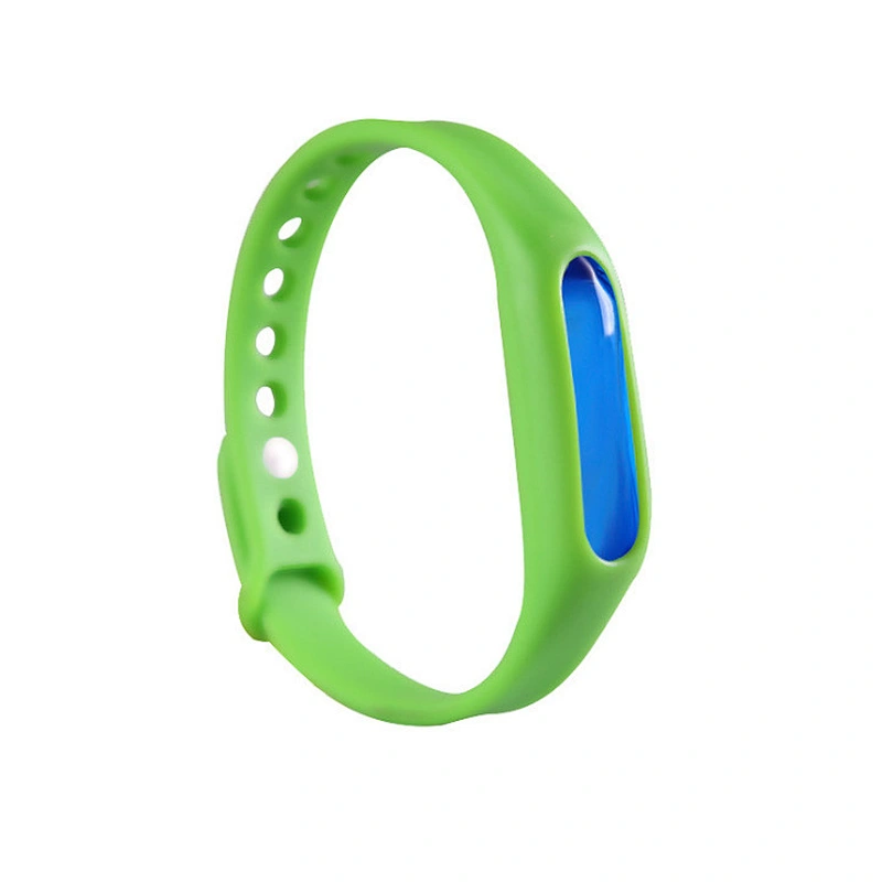 Capsule-shaped silicone mosquito repellent bracelet for children and pregnant women for outdoor activity