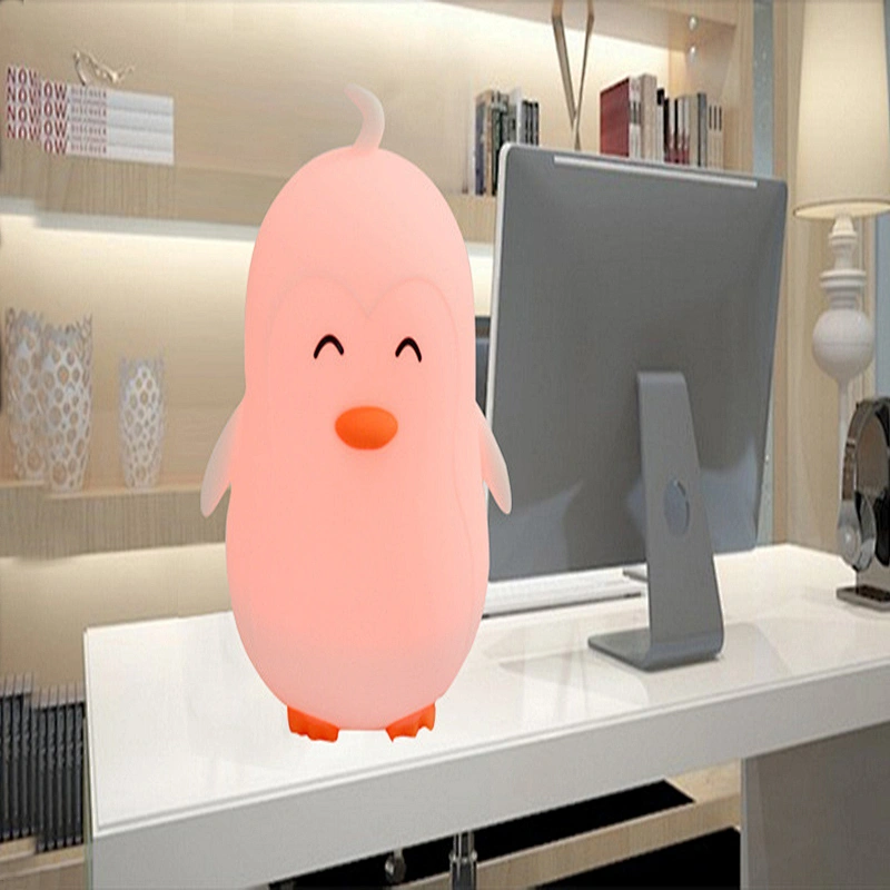 2020 Factory wholesale price cute colorful penguin silicone night light charging pat light for baby for sleeping
