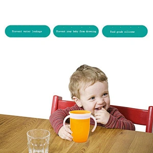 2020 Amazon top sellers anti-leakage anti-smashing water food grade silicone baby water bottle for baby for drinking
