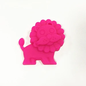 Hot Selling BPA-Free Silicone chew teething toy Animal Lion Teething Pendant Silicone Safety