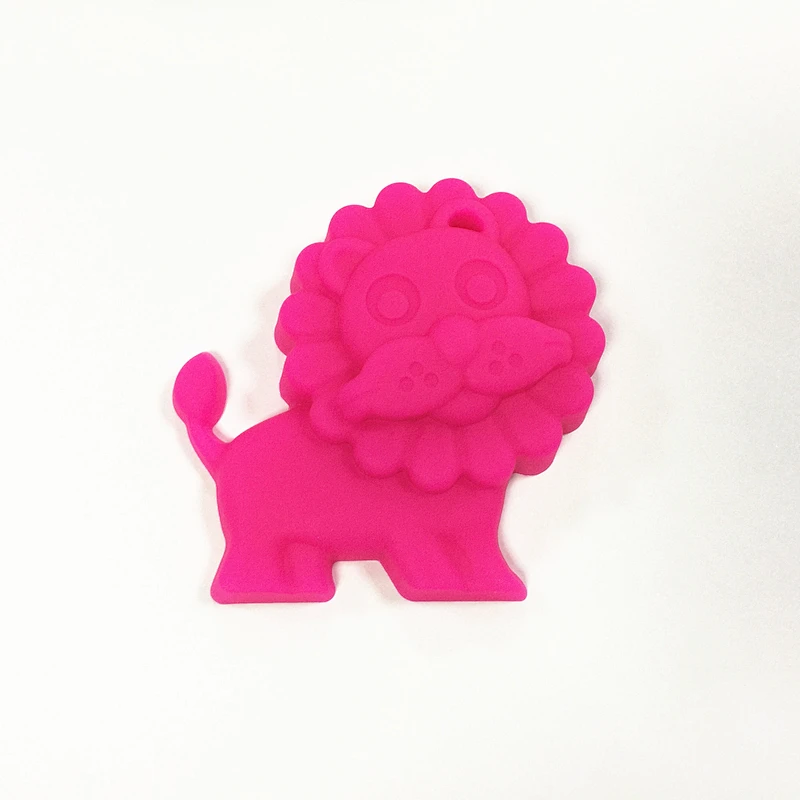 Hot Selling BPA-Free Silicone chew teething toy Animal Lion Teething Pendant Silicone Safety