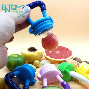 China Supplier New Design High Quality silicone baby fruit juice feeder  feeding pacifier