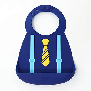 waterproof new baby bibs  pack Adjustable blank  cartoon screen printed  set bibs  with Food Catcher for children