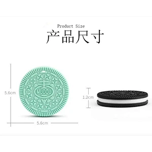 2020 Amazon top sellers soft healthy BPA free food-grade silicone biscuit shaped teether for baby for feediing