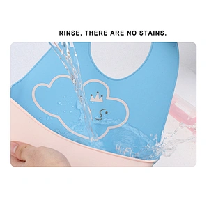 2020 OEM/ODM waterproof foldable easy to clean and carry baby bib food grade silicone for feeding