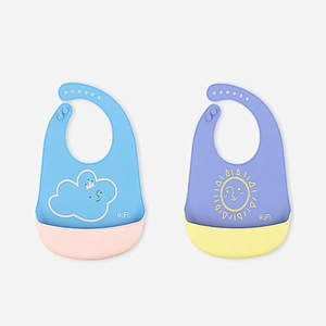 2020 OEM/ODM waterproof foldable easy to clean and carry baby bib food grade silicone for feeding
