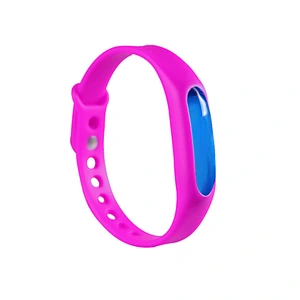 Capsule-shaped silicone mosquito repellent bracelet for children and pregnant women for outdoor activity