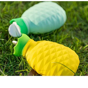 2020 factory wholesale price High and low temperature resistance comfortable leak-proof hot water bottle rubber for winter
