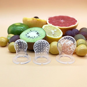 China Supplier New Design High Quality silicone baby fruit juice feeder  feeding pacifier