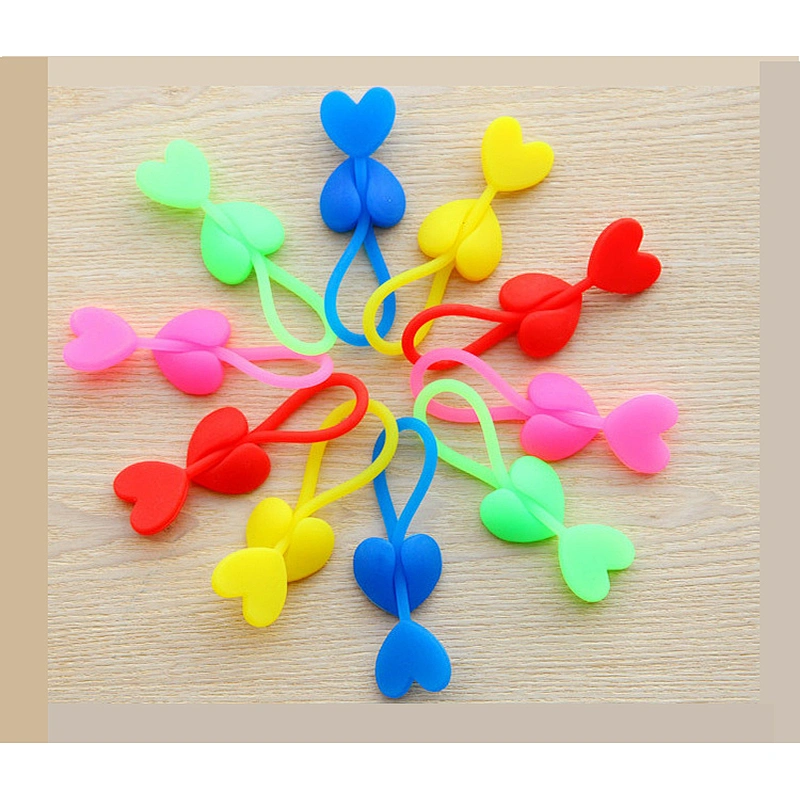 2020 Multi-functional environmentally friendly recyclable elastic heart-shaped silicone sealing clip for kitchen