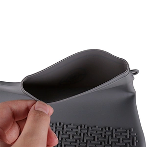 Integrated  non-slip waterproof  comfortable silicone shoe cover for mothers or pregnant women for walking in the rain