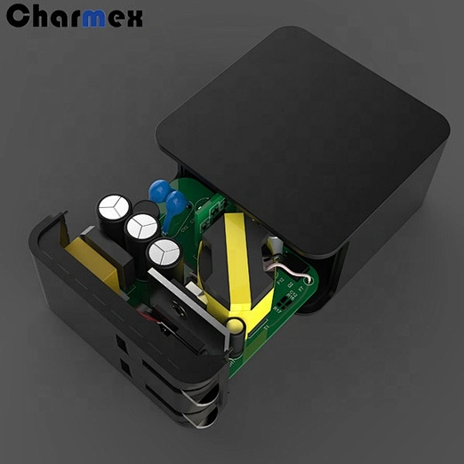 18W PD Adapter Charger Fast Charging Wall Charger With Mobile Phone and laptop
