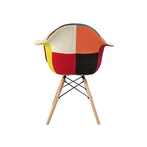Free simple designed round plastic dinning chair
