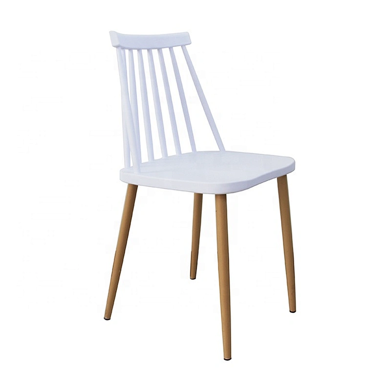 Popular leisure design color plastic dining chiavari chair pp